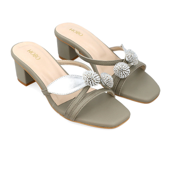 Floral Drama - Grey